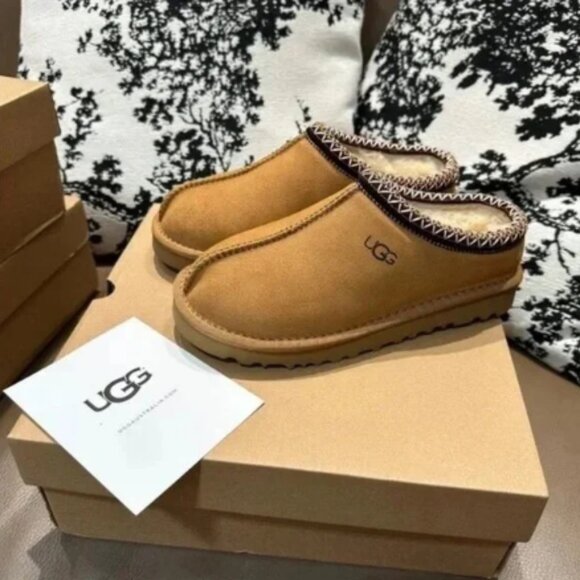 New UGG Tasman Slipper Chestnut - Picture 2 of 6